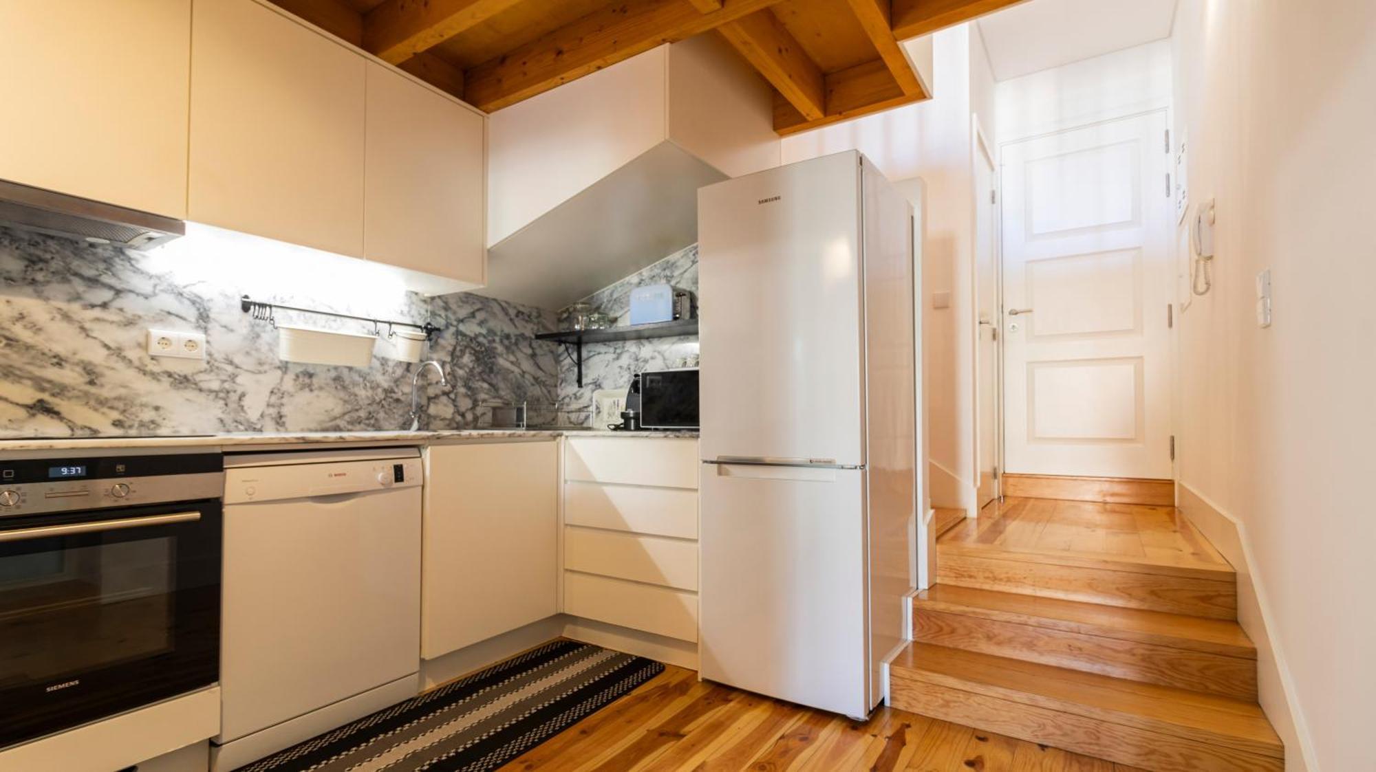 City Center Duplex W Patio By Lovelystay Porto Luaran gambar