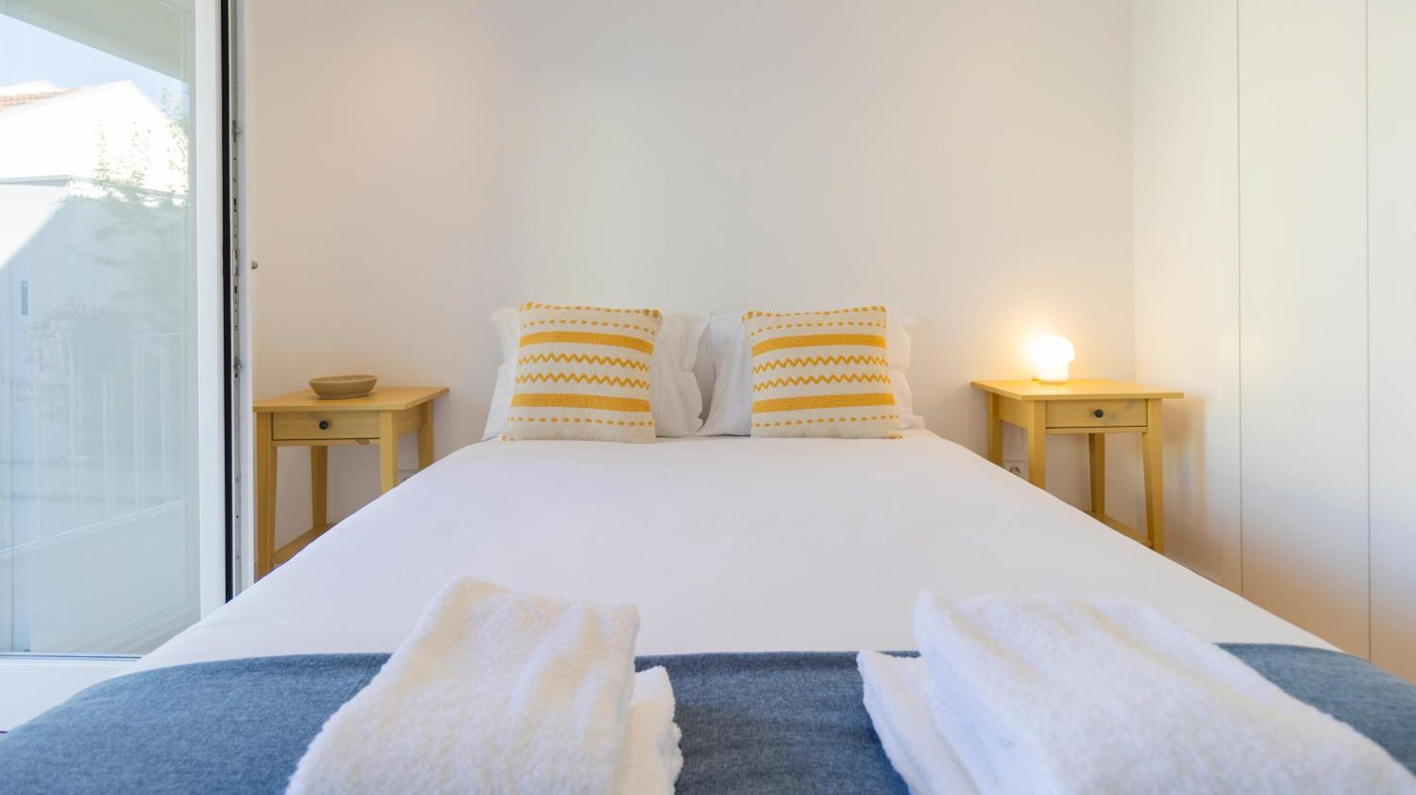 City Center Duplex W Patio By Lovelystay Porto Luaran gambar