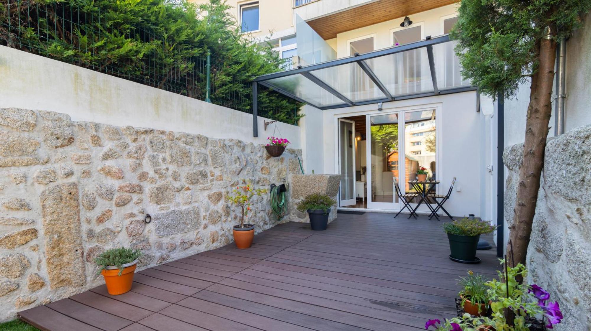 City Center Duplex W Patio By Lovelystay Porto Luaran gambar